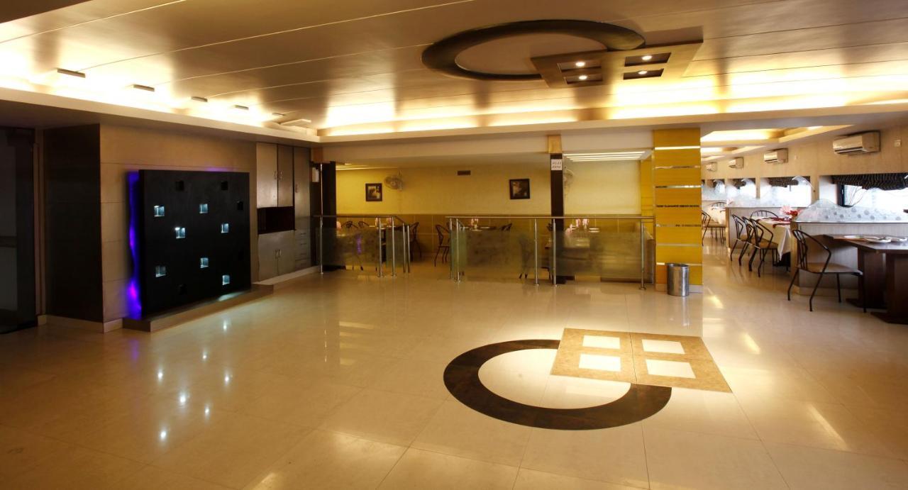 Shivoy Hotel โคราฆปุระ ภายนอก รูปภาพ